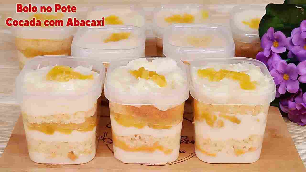 Bolo no Pote de Cocadinha com Abacaxi - Aula Completa - Receita de Confeitaria!