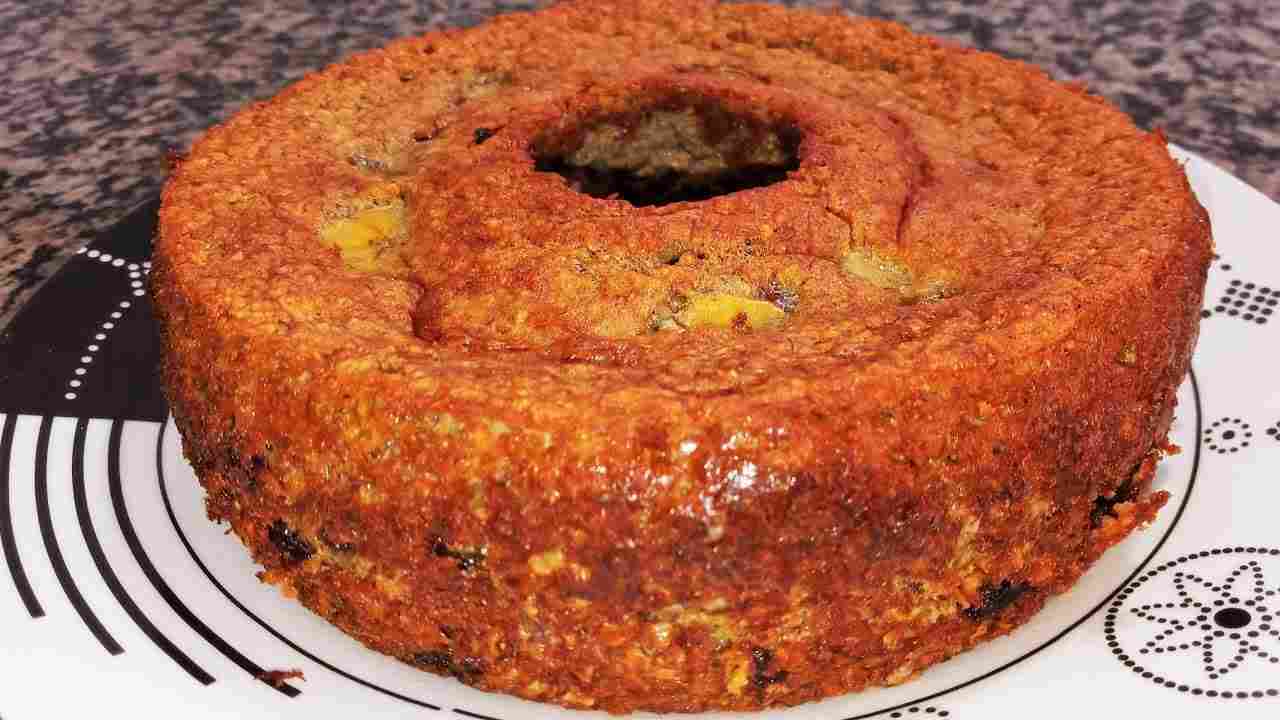 Bolo de Banana com Aveia e Uva Passas - (Sem Farinha de Trigo, Açúcar, Óleo e Leite)