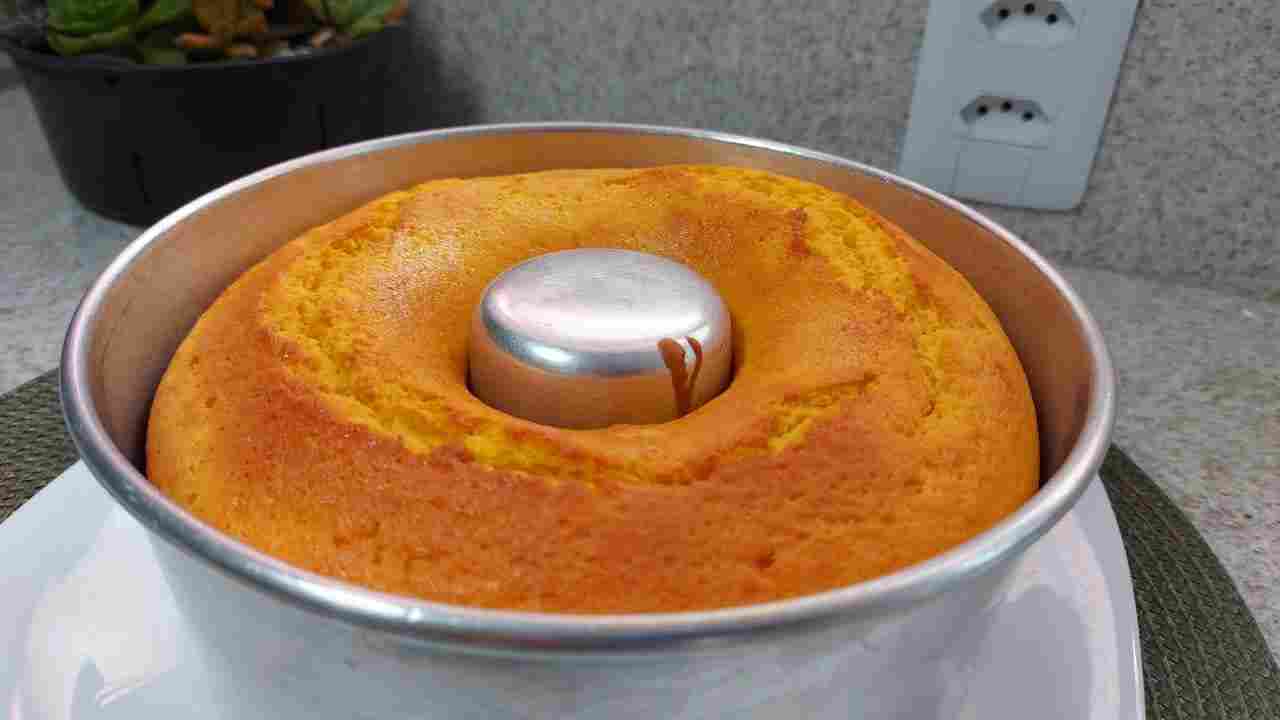 Só 1 Cenoura na Massa e Faça... o Bolo Mais Gostoso Bolo de Cenoura Facil e Fofinho