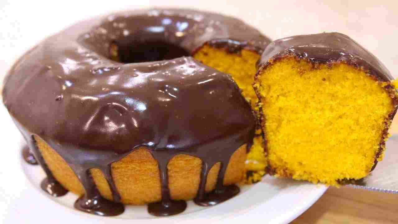 Você Nunca Mais Vai Errar Bolo de Cenoura!! Super Fofinho - Rápido e Fácil!! - Isamara Amâncio