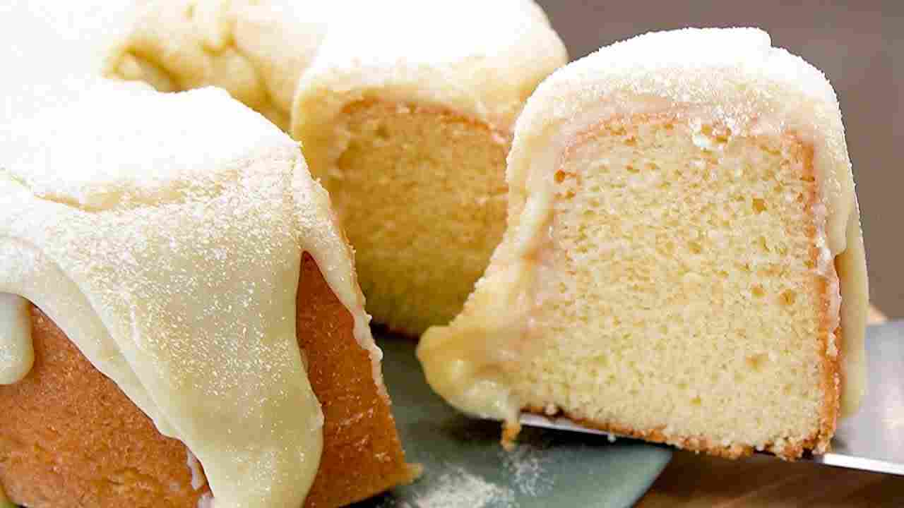 O Bolo de Leite Ninho Mais Fofinho que Já Fiz na Vida! Super Fácil! - Isamara Amâncio