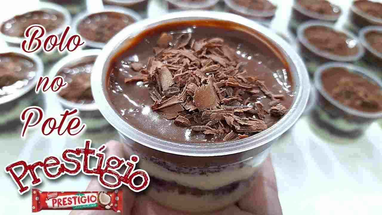 Bolo no Pote Prestígio Recheio de Coco com Ingrediente Perfeito Ganache Bolo Todo Dia 89