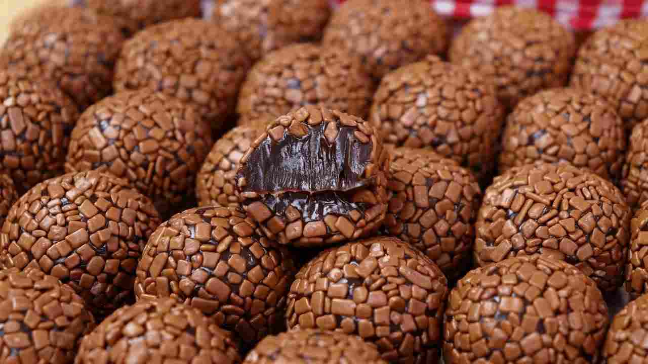 Brigadeiro Gourmet de Chocolate Faça e Venda Brigadeiro