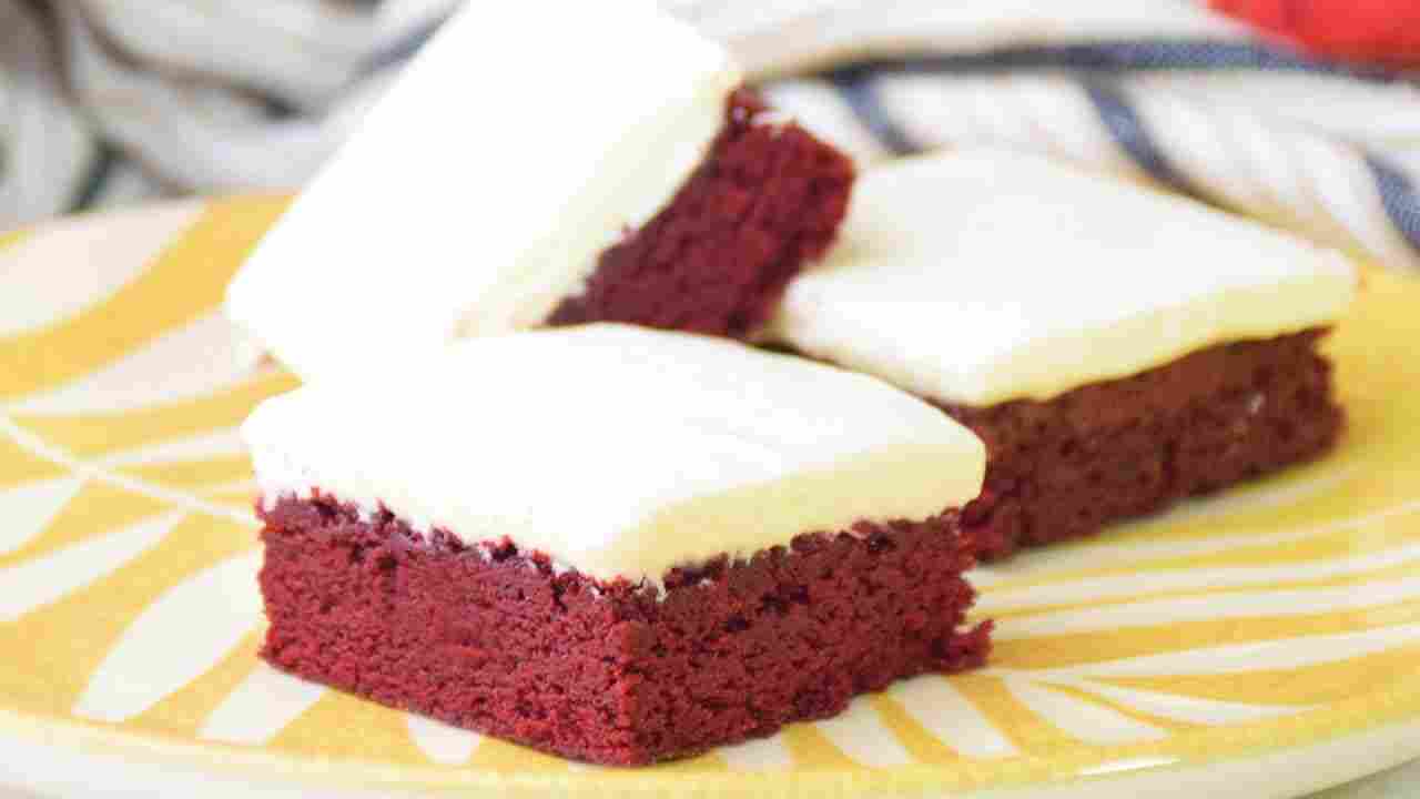 Brownie Red Velvet (Rápido e Fácil) Bolos Bafônicos