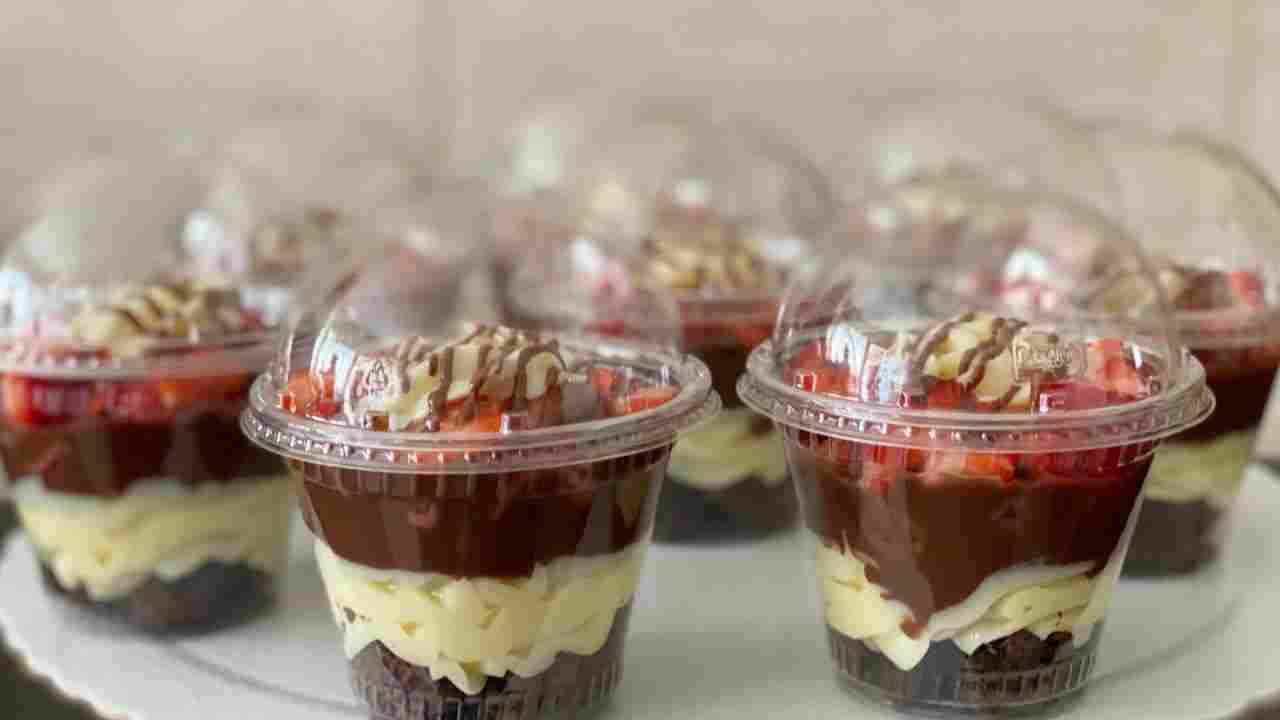 Copo da Felicidade Bombom de Morango Seu Cliente Não Vai Resistir a Essa Delícia