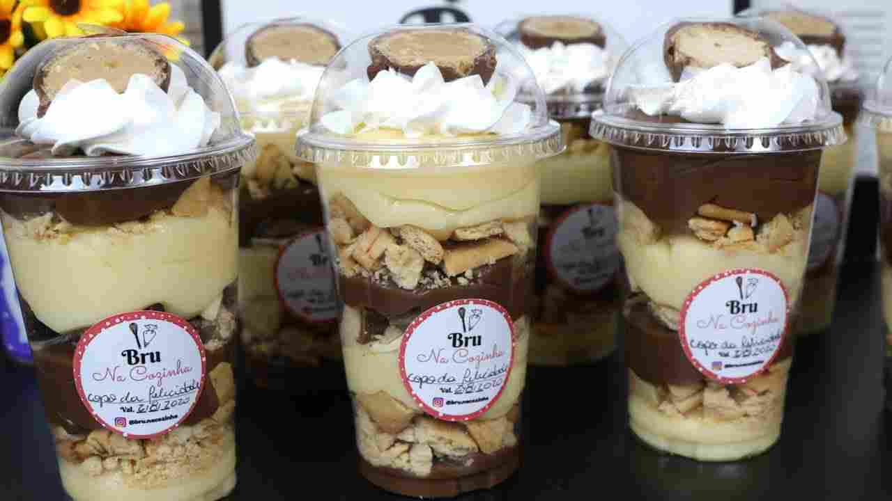 Copo da Felicidade Brigadeiro Gourmet, Bolacha e Bombom Sonho de Valsa, Ouro Branco Bru na Cozinha