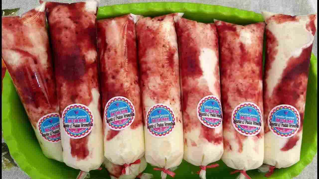 Geladão Gourmet Iogurte com Frutas Vermelhas