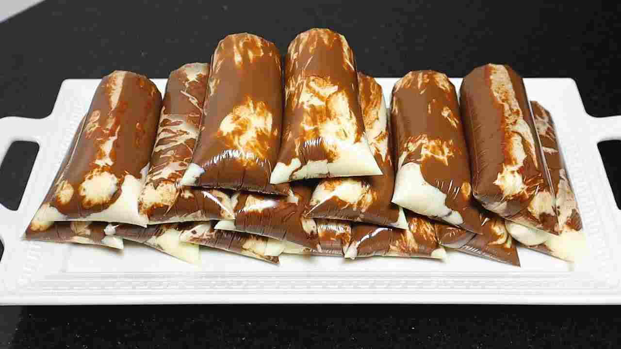 Geladinho Gourmet de Ninho com Nutella Sacolé Chup-chup