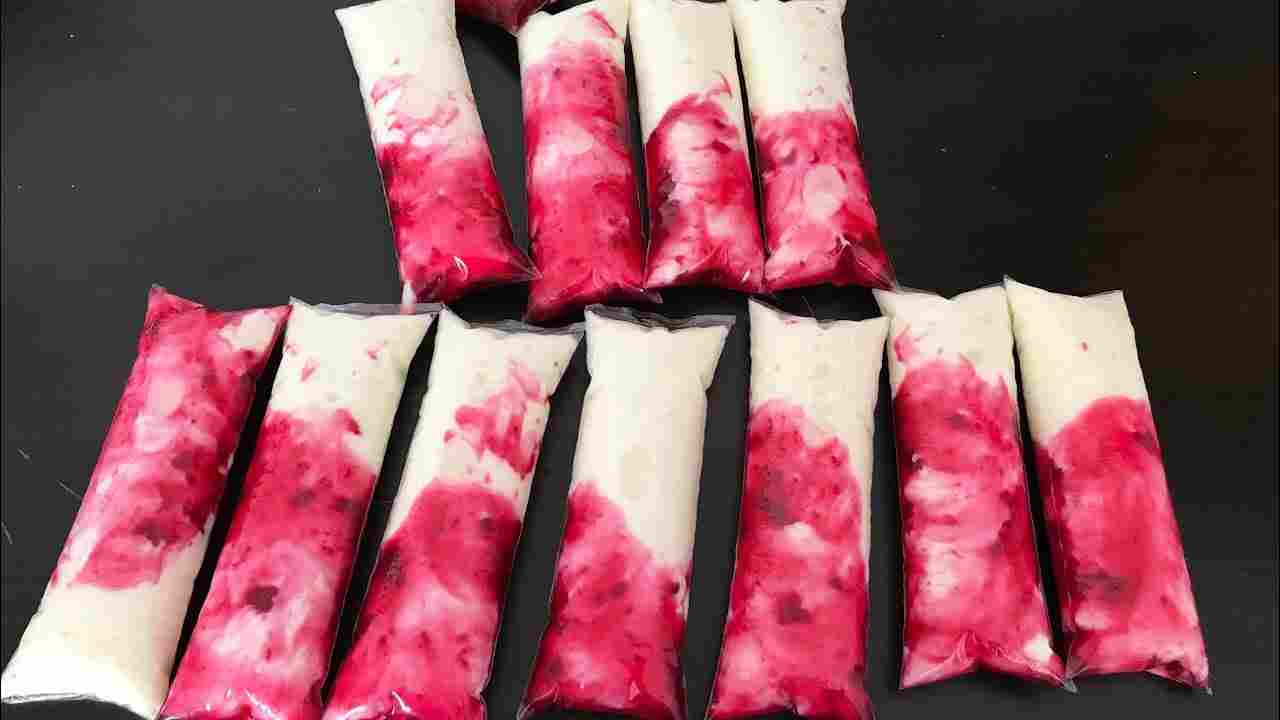 Geladinho Gourmet-nata com Frutas Vermelhas