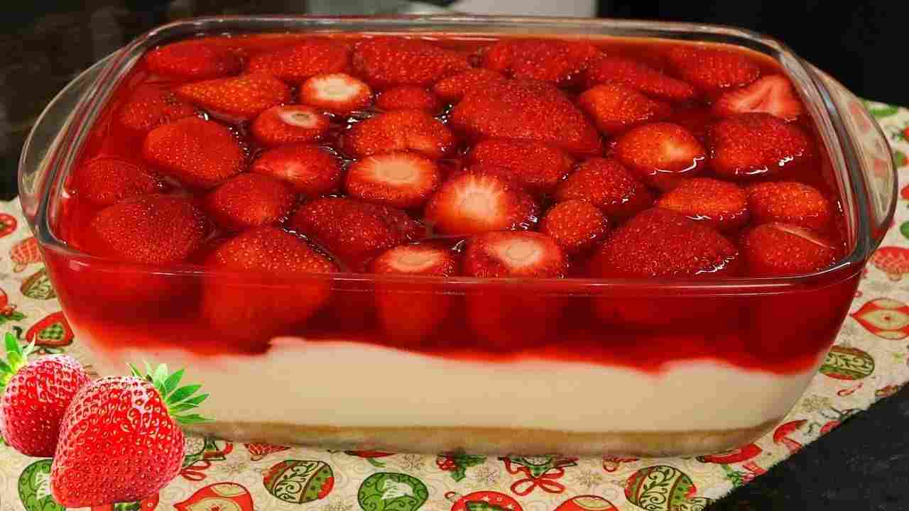 Sobremesa Especial de Fim de Ano I Morango na Travessa