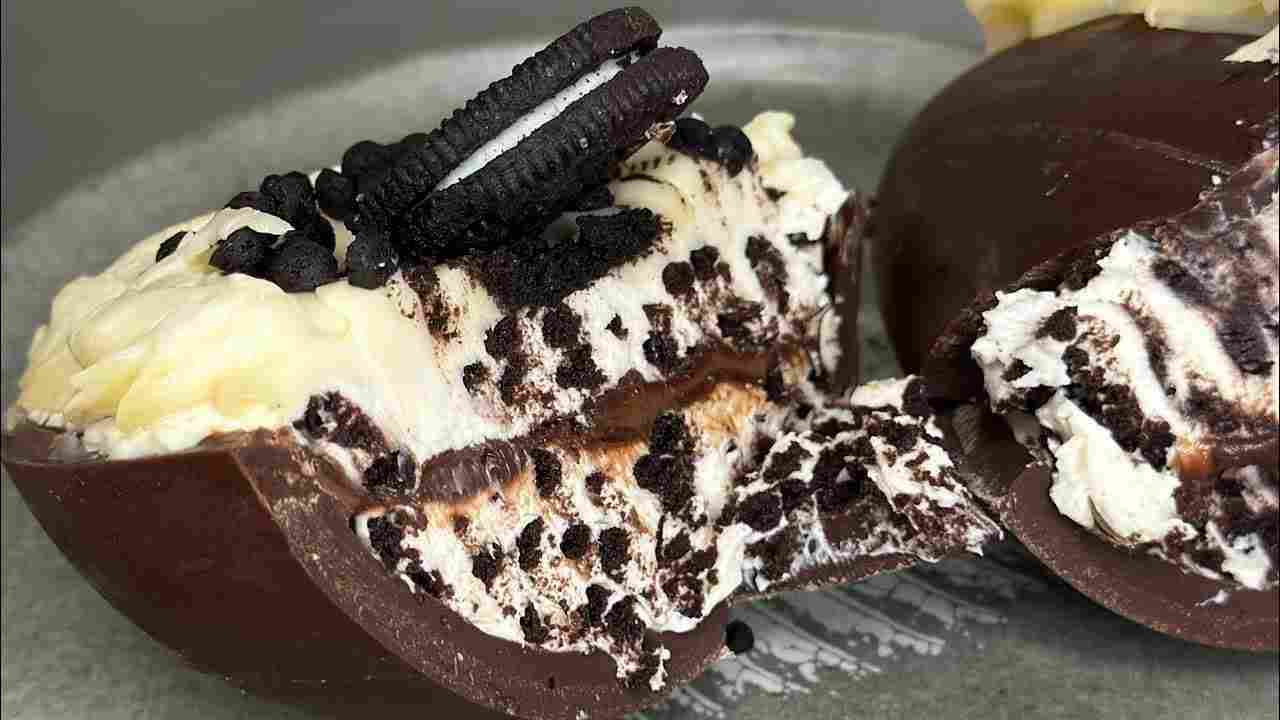 Ovo de Páscoa Trufado de Oreo Recheio Cremoso de Ninho para Ovo de Colher