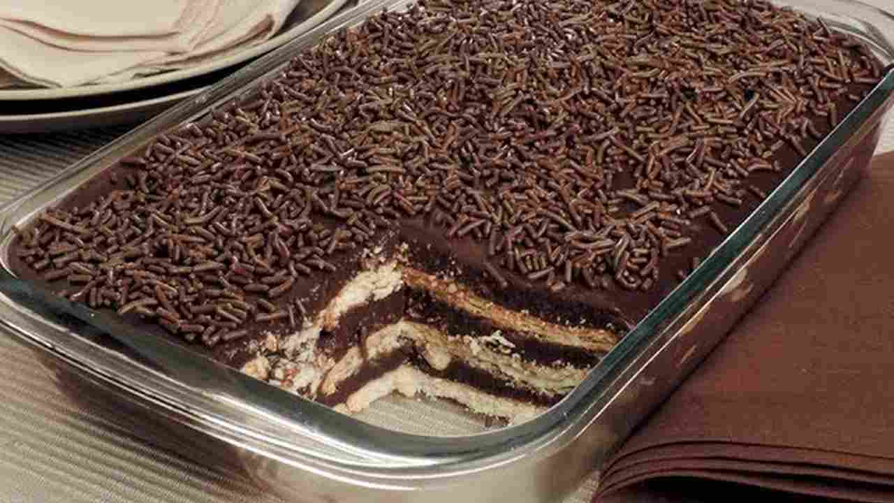 Pavê de Chocolate Super Fácil e Gostoso