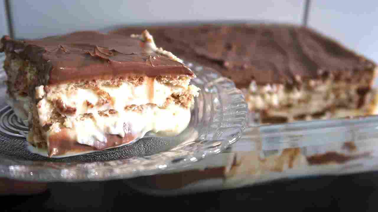 Pavê Delicioso com Ganache de Chocolate Fácil