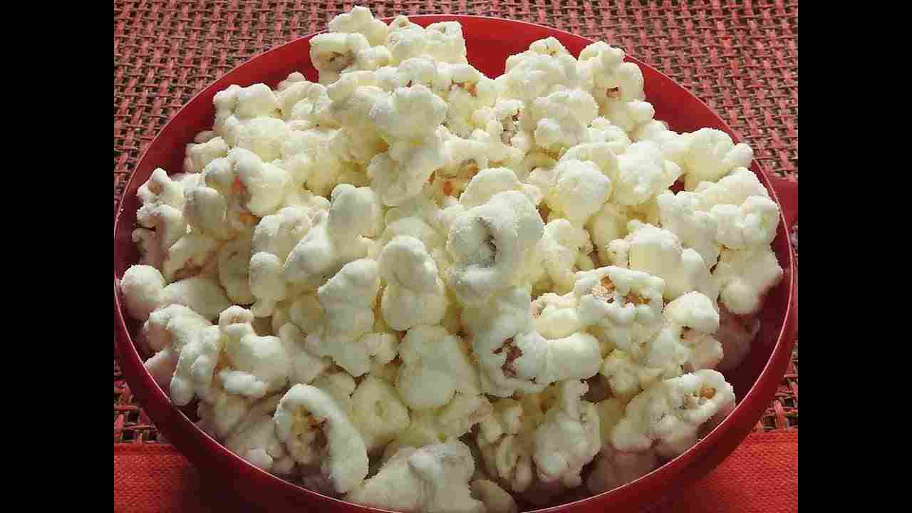 Pipoca com Chocolate Branco e Leite Ninho