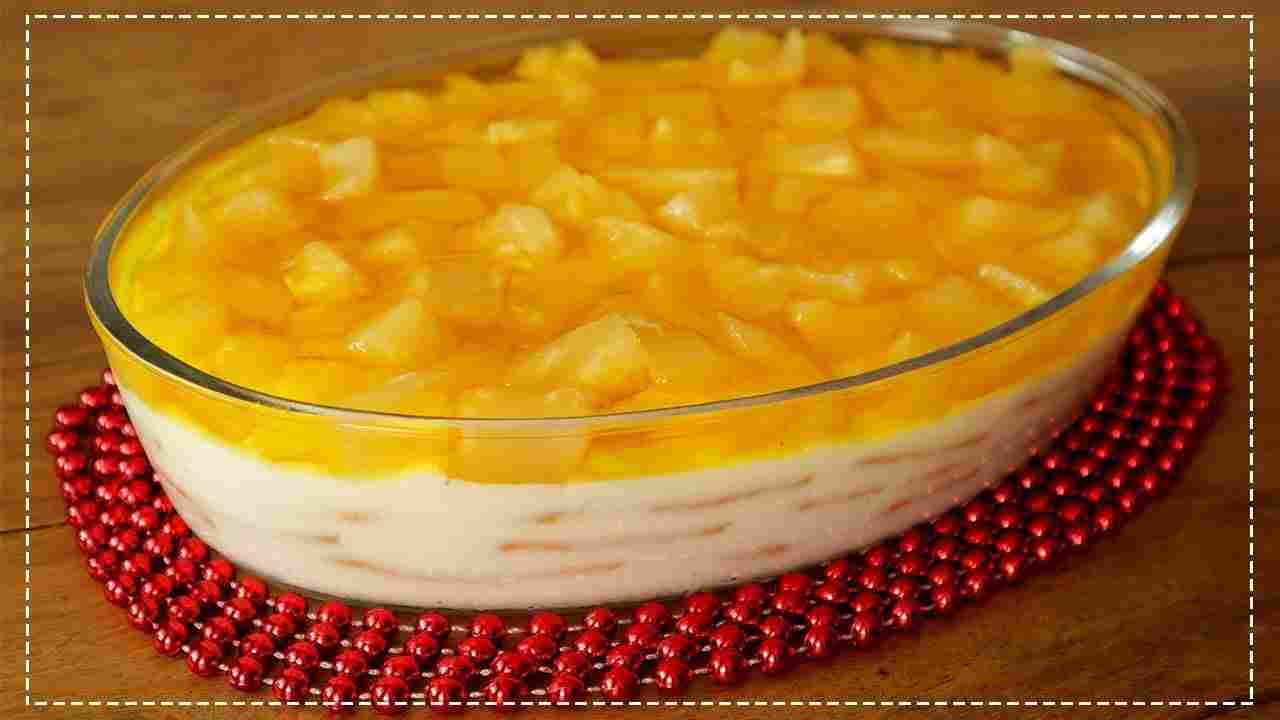 Sobremesa de Abacaxi Super Simples e Fácil na Travessa