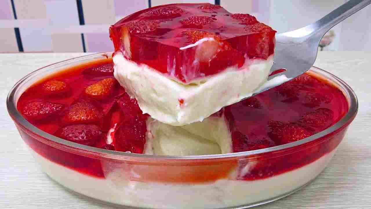 Sobremesa de Morango Receita Super Fácil I Sobremesa de Natal