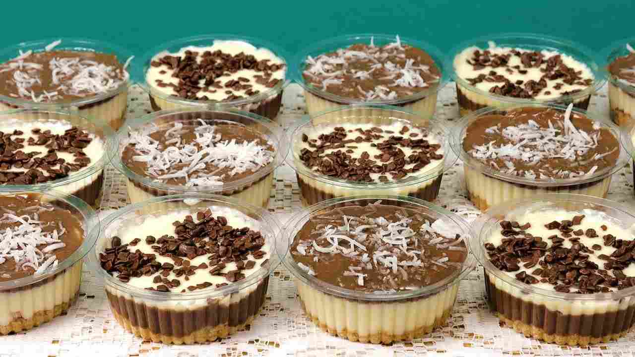 Vende Tudo em 1 Dia!! Sobremesa no Pote Prestígio Fácil e Deliciosa ! Cozinha sem Mistério